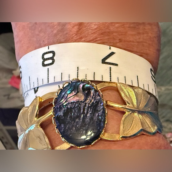 Vintage Gold Tone Hinged Bangle Bracelet w/Gemstone - Picture 12 of 16